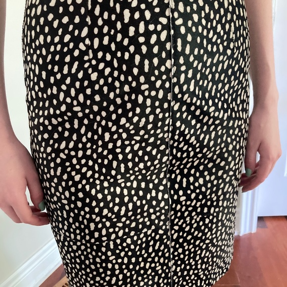 Tory Burch Skirt - size 2 - Picture 3 of 3